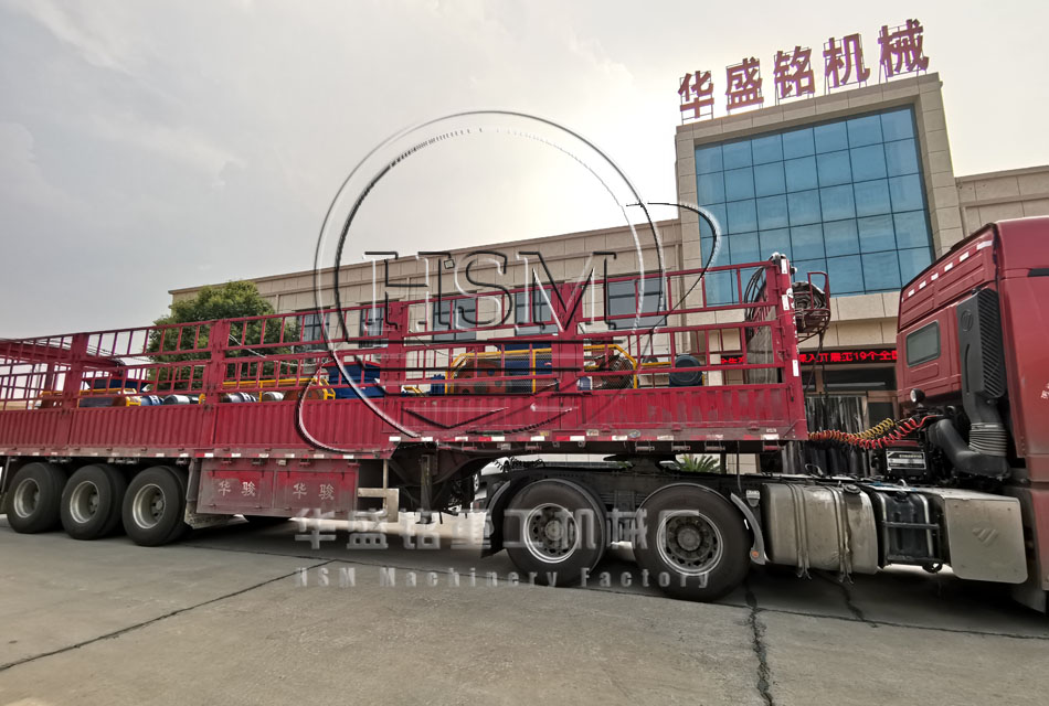 三臺(tái)750ⅹ500型對輥破碎機(jī)一起發(fā)往貴陽